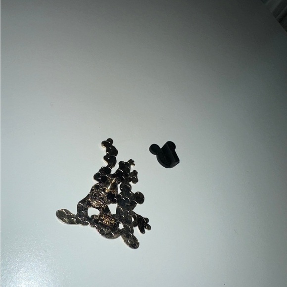 Mickey and Goofy Disney Pin - Picture 3 of 6